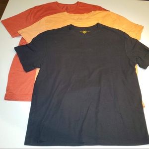 Bundle of 3 t-shirts